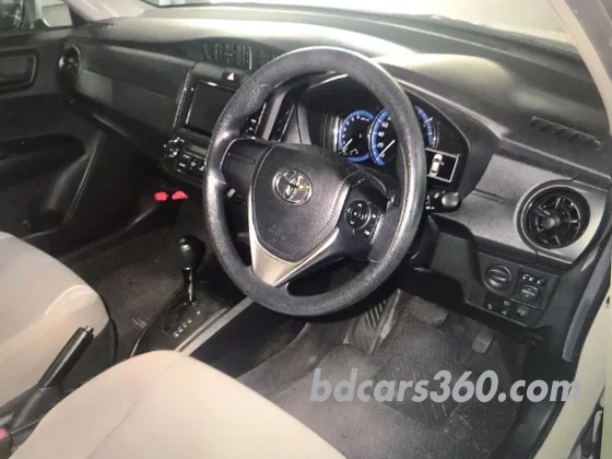 Toyota AXIO 2017 4