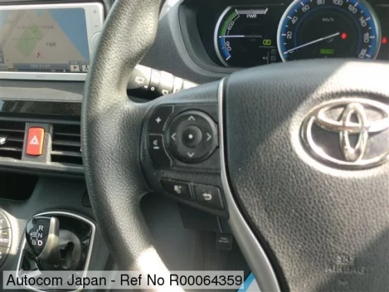 Toyota Noah  2017 4