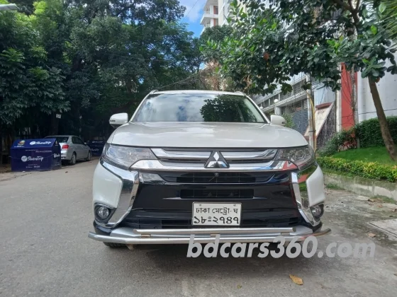 Mitsubishi Outlander 2018 4