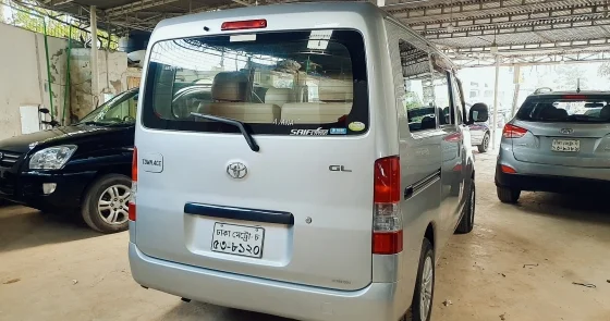 Toyota Townace 2008 9